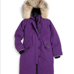 Canada goose Brittania coyote fur trim parka